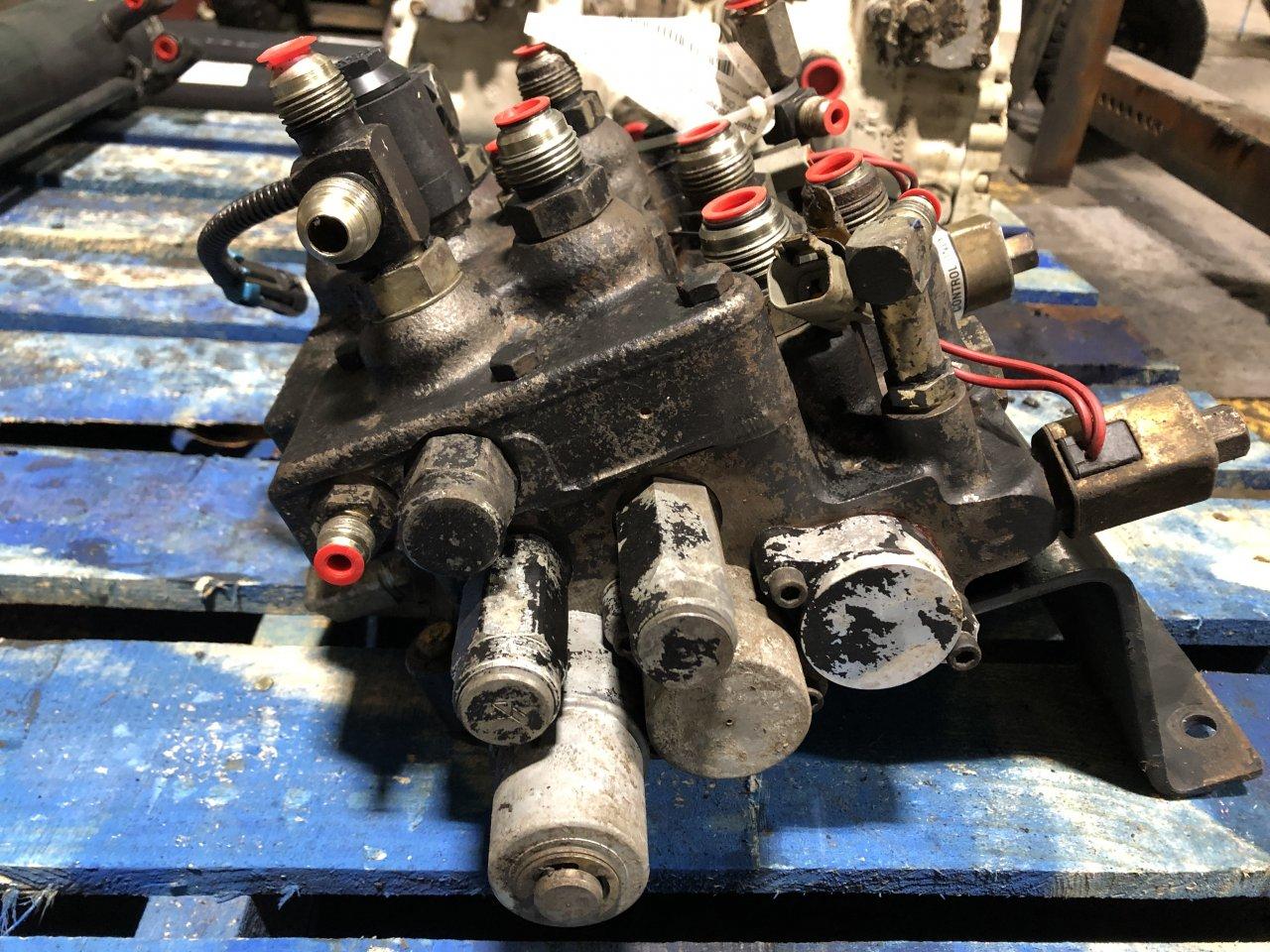 Bobcat 863F Valve Lock