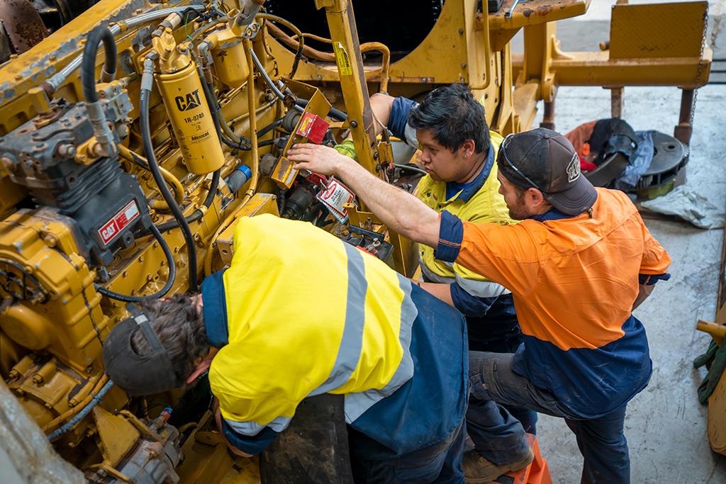 CAT 933G CAT 933G
